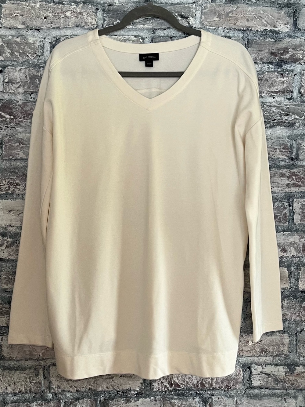 J-Jill wearever collection Creamy White Oversized V-Neck Long Sleeve Top